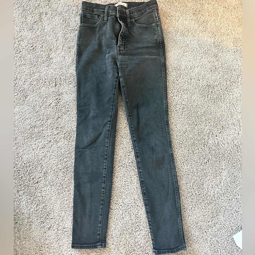 Madewell 10in High Rise Skinny Jean in Black